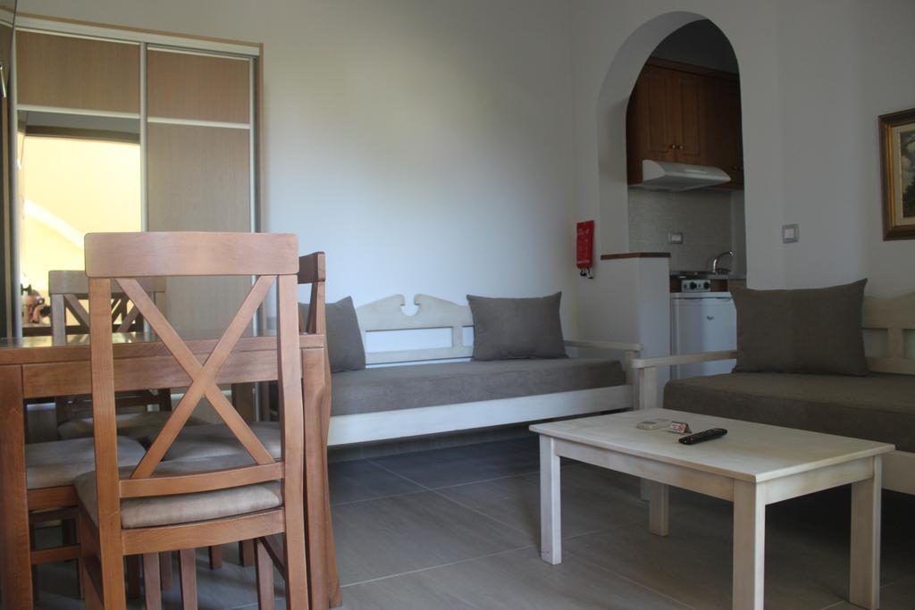 Sunny Suites Maleme  Exterior photo
